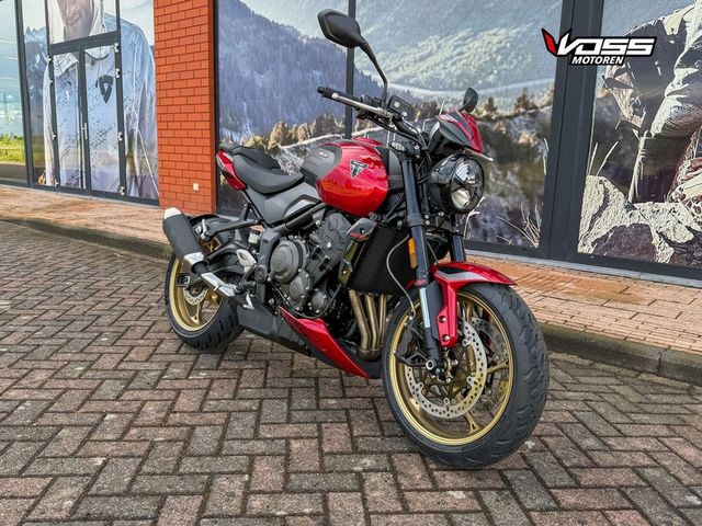 triumph - trident-800
