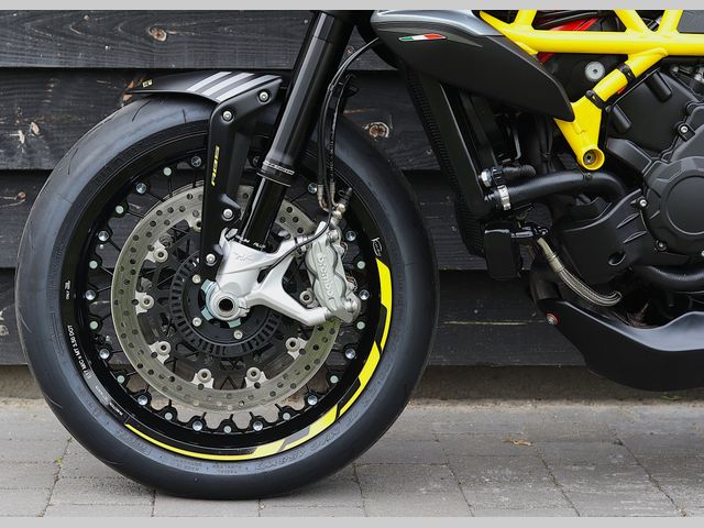 mv-agusta - dragster-800-rr