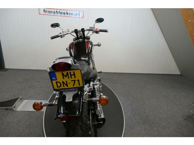 suzuki - vs-1400-intruder