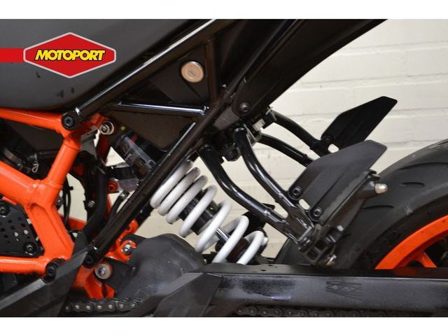ktm - 390-duke-abs