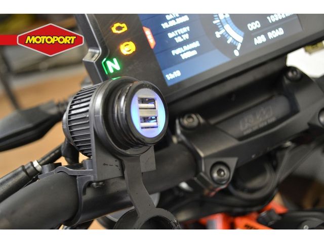 ktm - 390-duke-abs