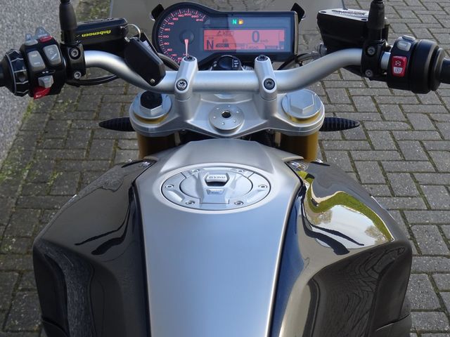 bmw - r-1200-r-abs