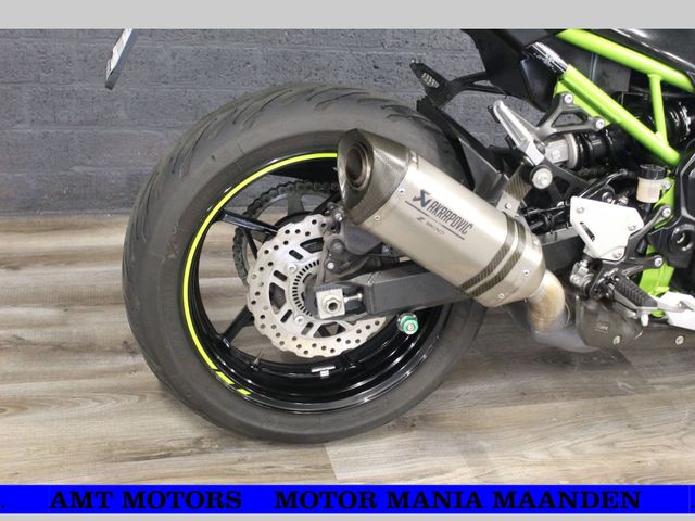 kawasaki - z900