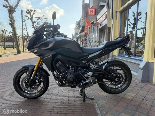 yamaha - tracer-900