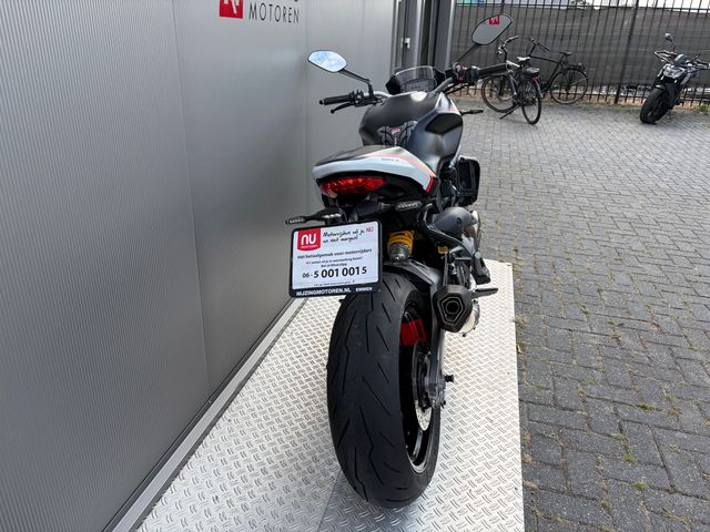 ducati - monster-821