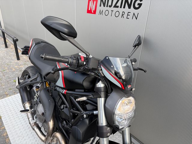 ducati - monster-821