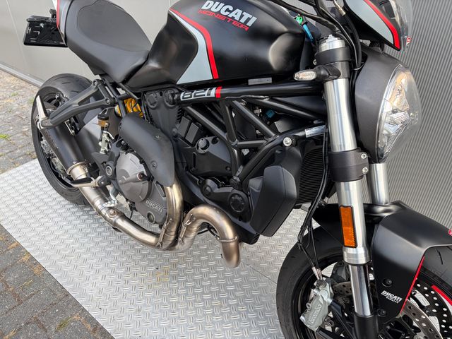 ducati - monster-821
