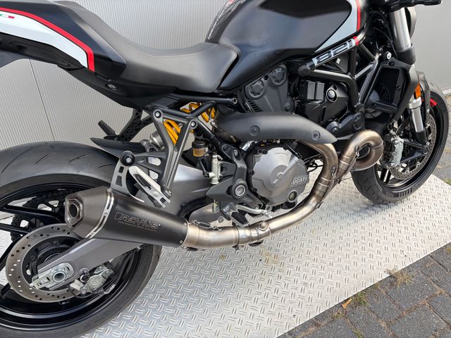 ducati - monster-821