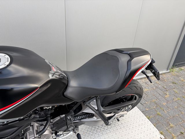 ducati - monster-821