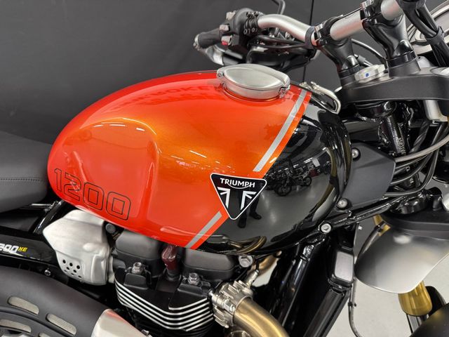 triumph - scrambler-1200-xe