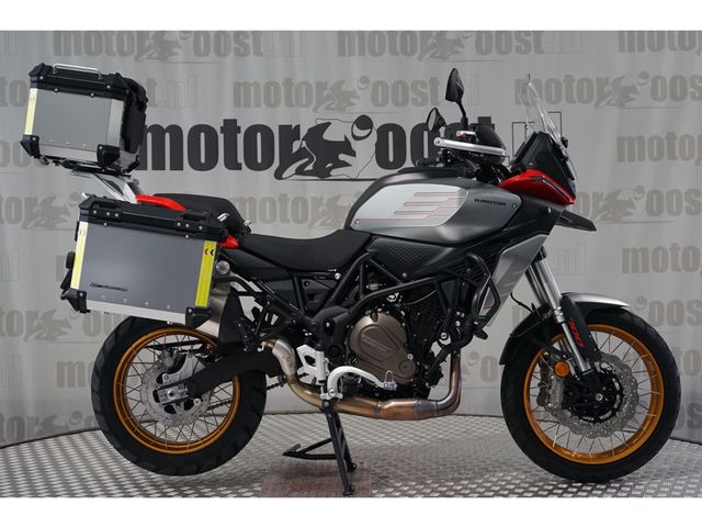 QJMOTOR - srt-700-sx-touring