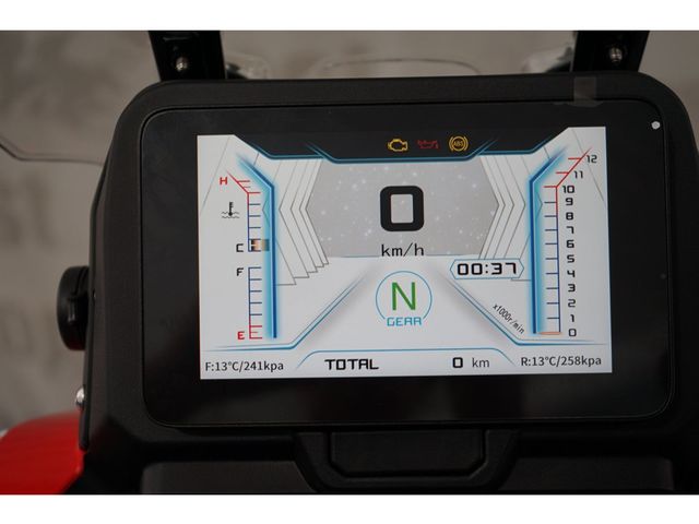 QJMOTOR - srt-700-sx-touring