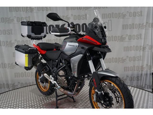 QJMOTOR - srt-700-sx-touring