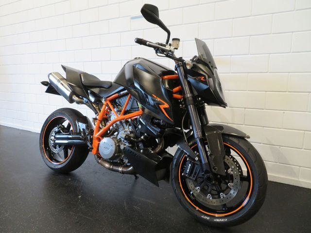 ktm - 990-super-duke-r