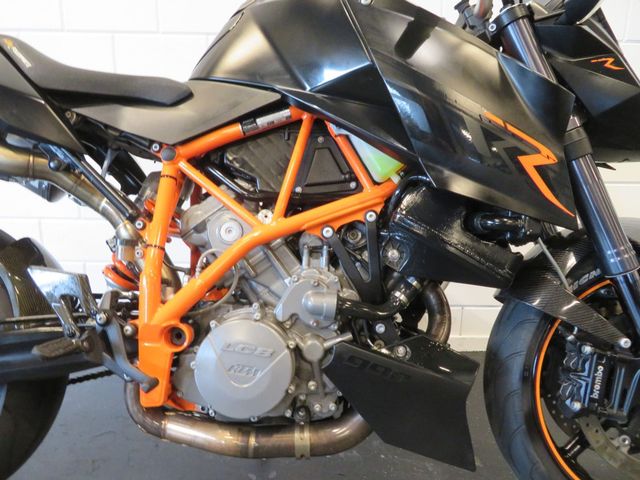 ktm - 990-super-duke-r