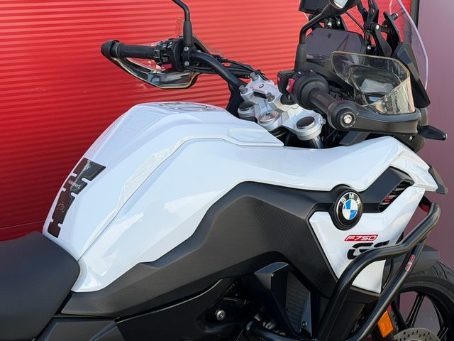 bmw - f-750-gs