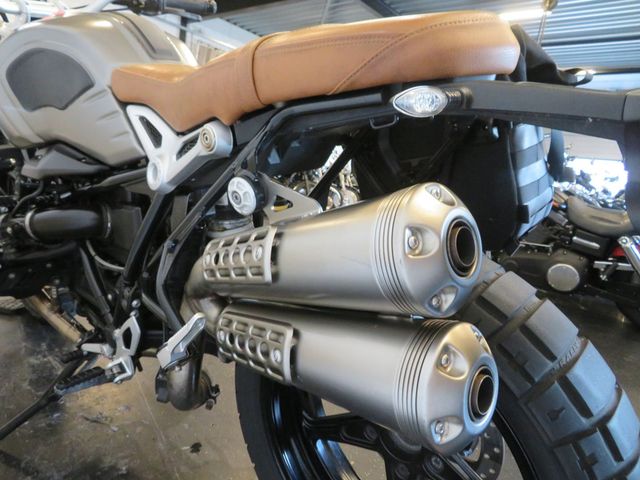 bmw - r-nine-t-scrambler