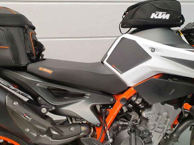 ktm - 890-duke-r