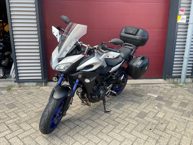 yamaha - tracer-900-abs