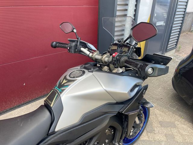 yamaha - tracer-900-abs