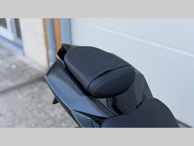 suzuki - gsx-r-600
