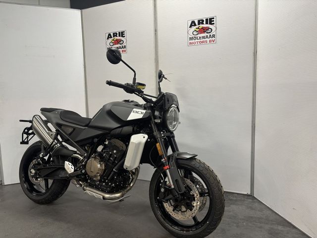 husqvarna - svartpilen-801