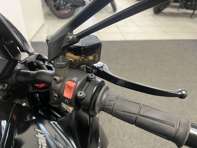 kawasaki - z1000-abs