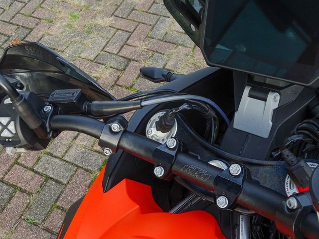 ktm - 1290-super-adventure-s