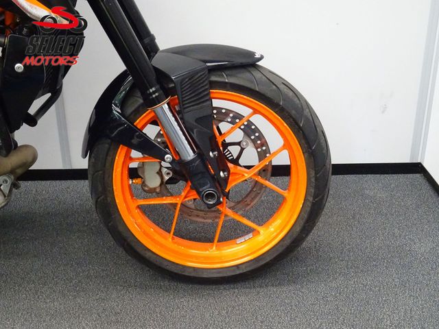 ktm - 690-duke-r