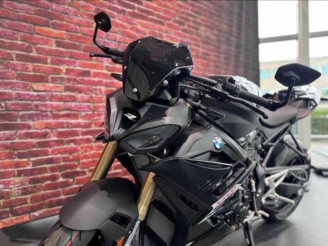 bmw - s-1000-r