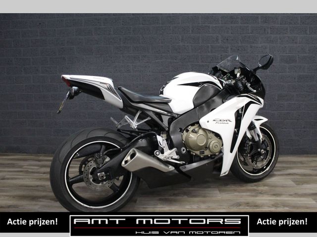 honda - cbr-1000-rr-fireblade