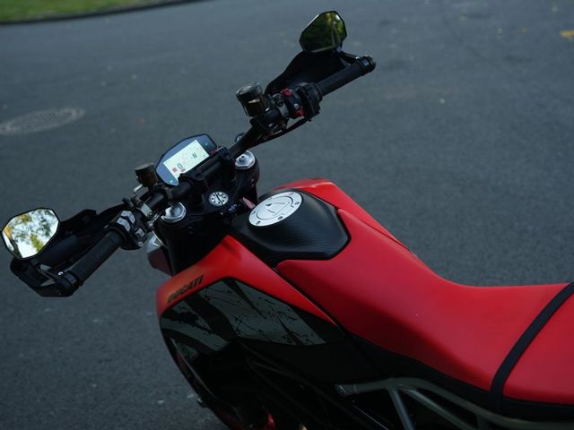ducati - hypermotard-950-rve