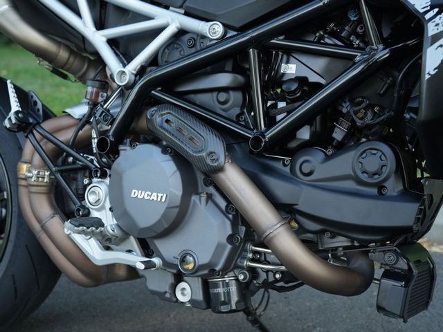 ducati - hypermotard-950-rve