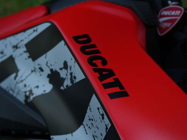 ducati - hypermotard-950-rve