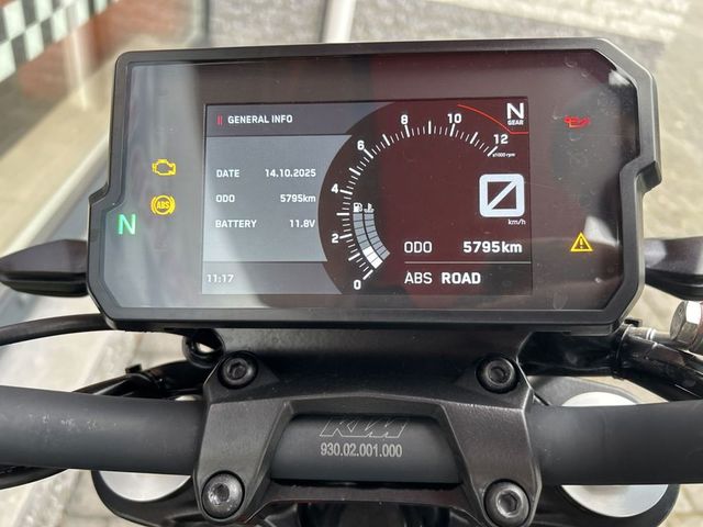 ktm - 125-duke