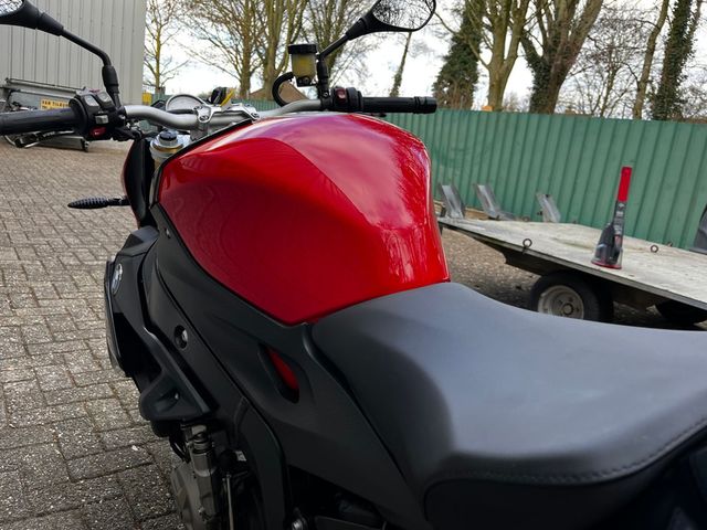 bmw - s-1000-r