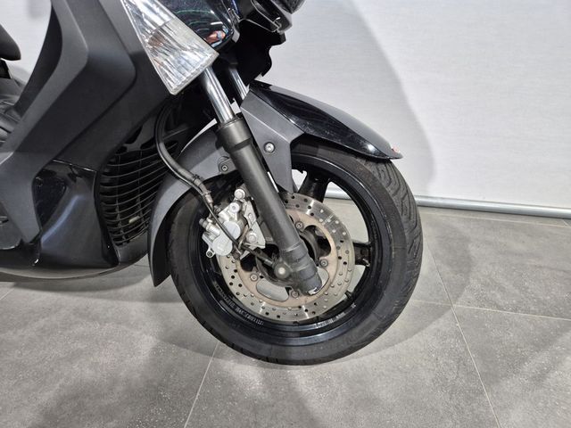 yamaha - x-max-250