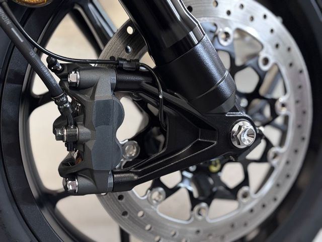 honda - cmx-1100-rebel-dct