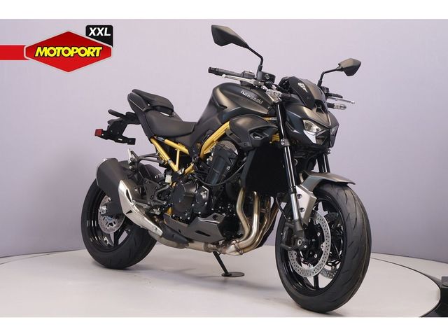 kawasaki - z900