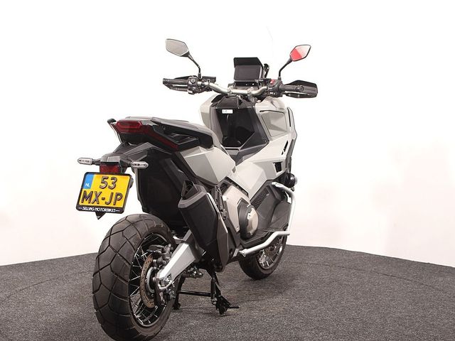honda - x-adv