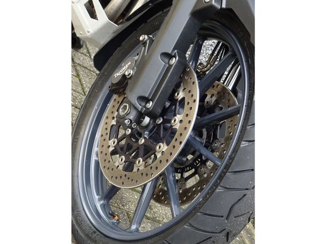 triumph - tiger-explorer