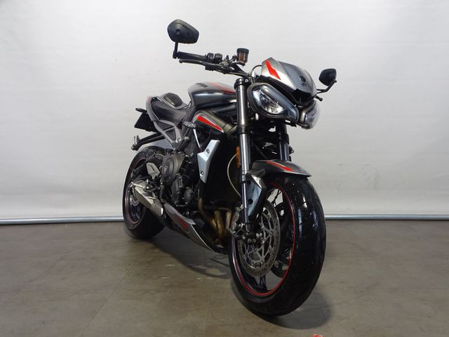 triumph - street-triple-rs