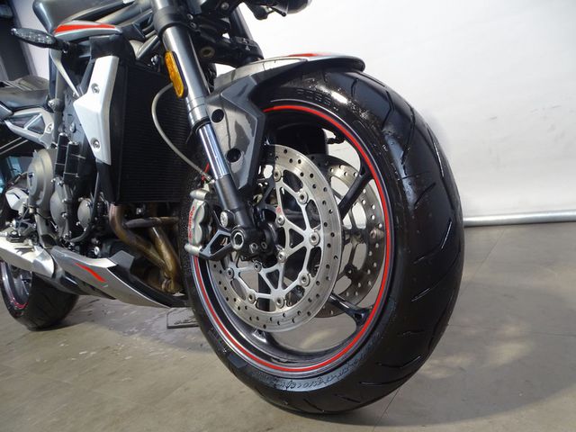 triumph - street-triple-rs