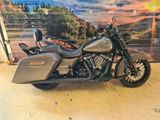 HARLEY-DAVIDSON ROAD KING SPECIAL FLHRXS