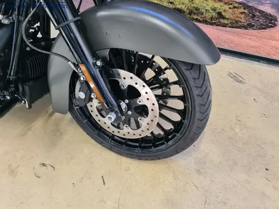 HARLEY-DAVIDSON ROAD KING SPECIAL FLHRXS – foto 4