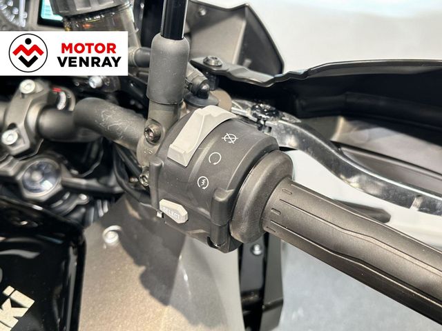 kawasaki - versys-1100-se