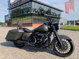 HARLEY-DAVIDSON ROAD KING SPECIAL FLHRXS
