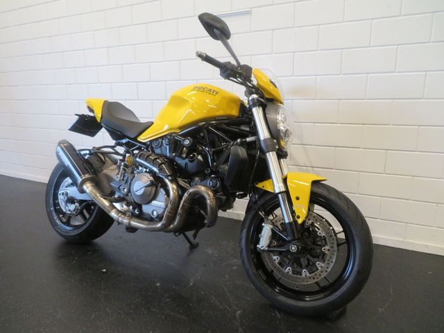 ducati - monster-821