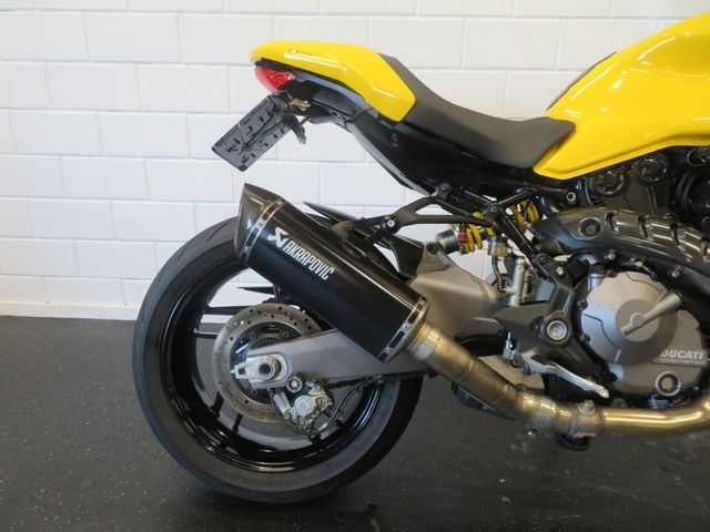 ducati - monster-821