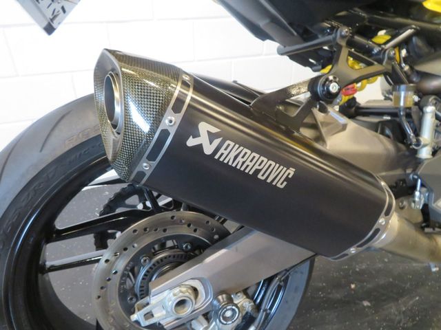 ducati - monster-821